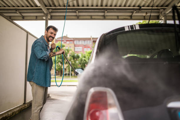 Best Garage Pressure Washing  in Leesburg, FL